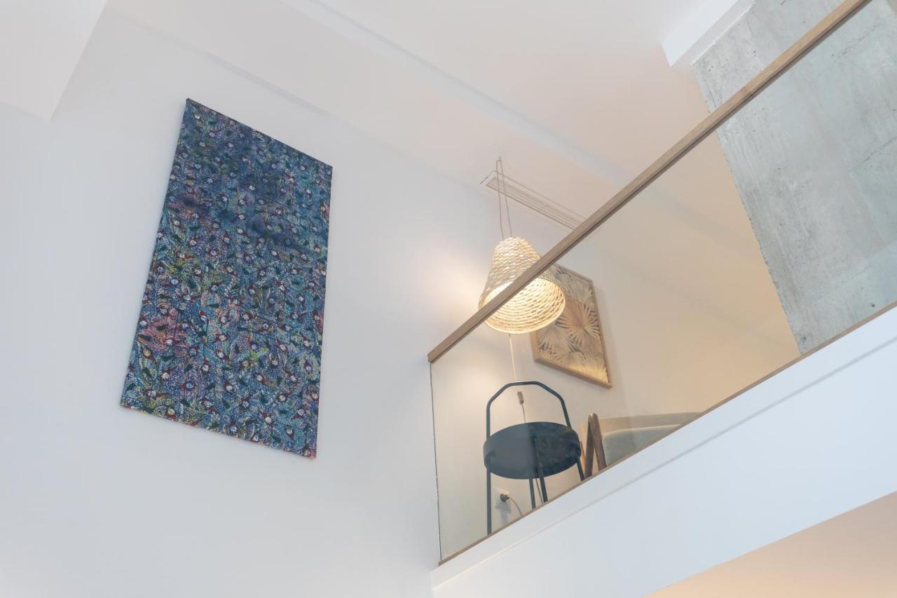 Apartup Opera Loft Love Valencia Exterior photo